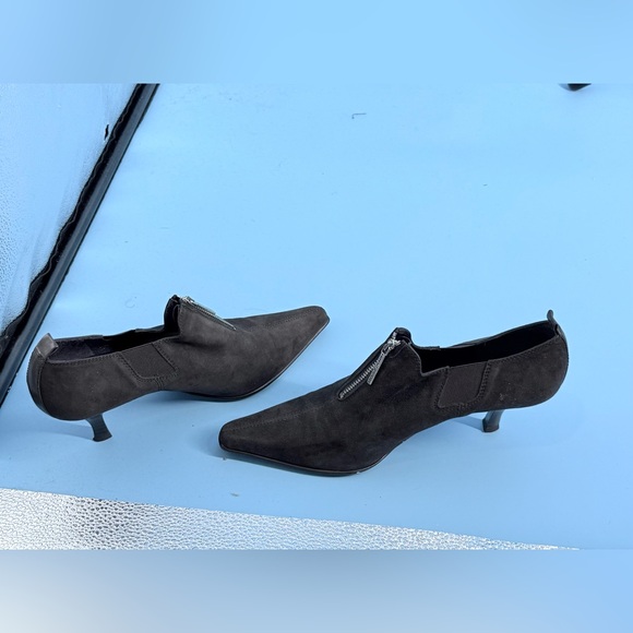 Donald J. Pliner Dark Brown Suede Zipper Low Heels size 8 casual church - Picture 6 of 6